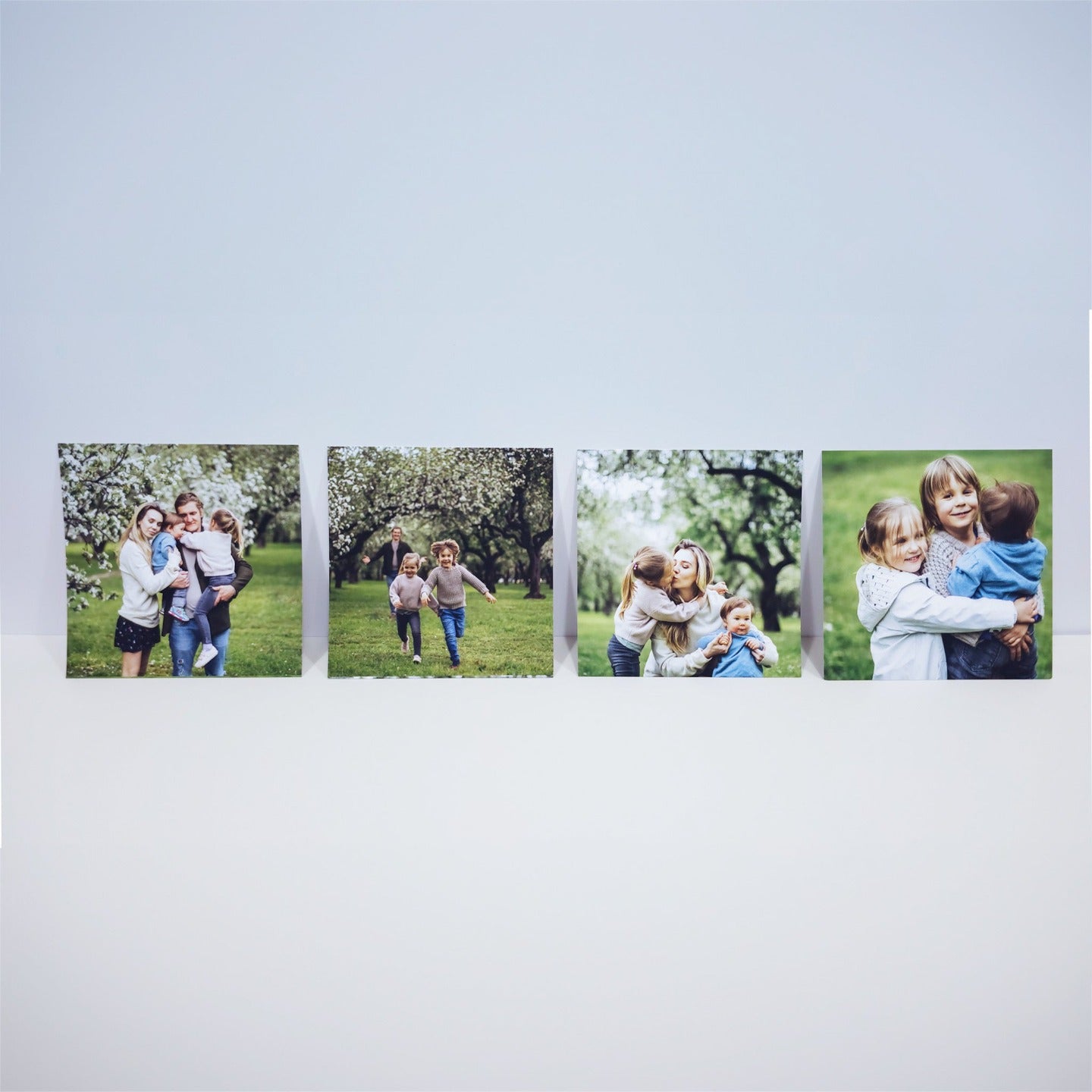 Square photo print with no border free standing